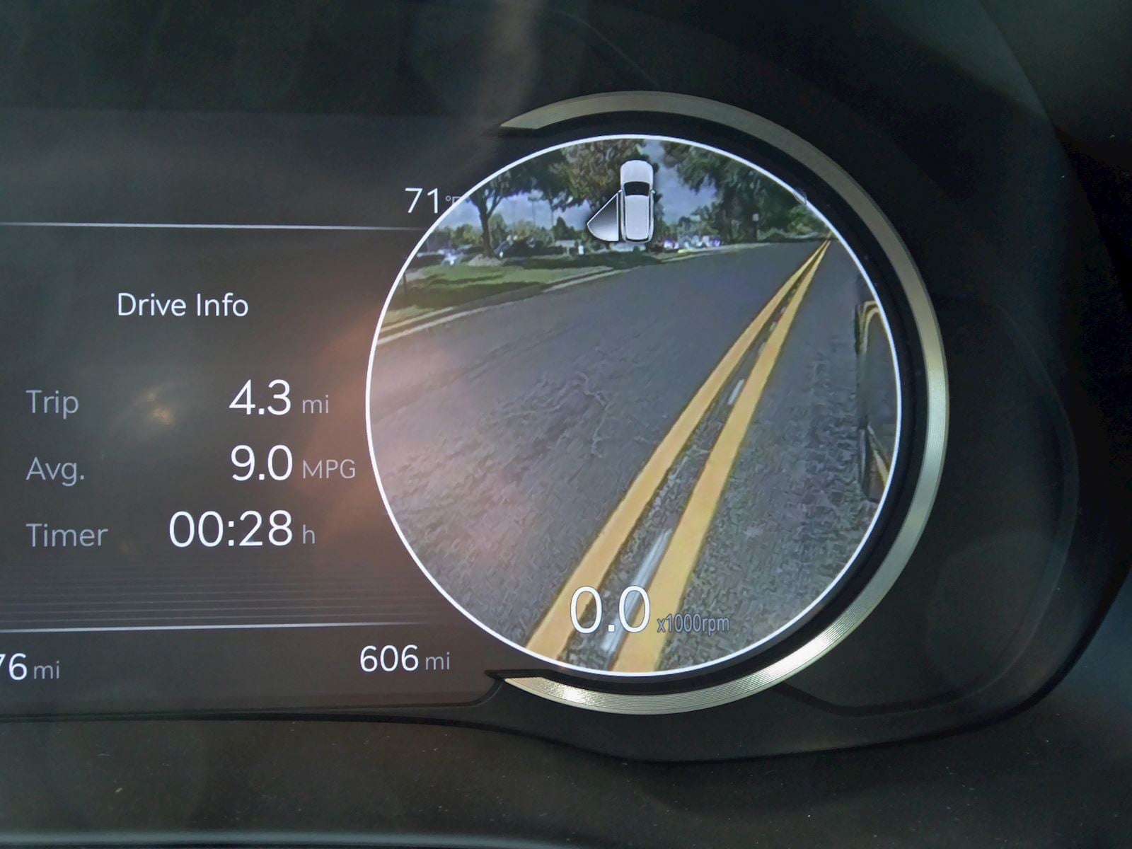 2021 Genesis GV80 blindspot monitor