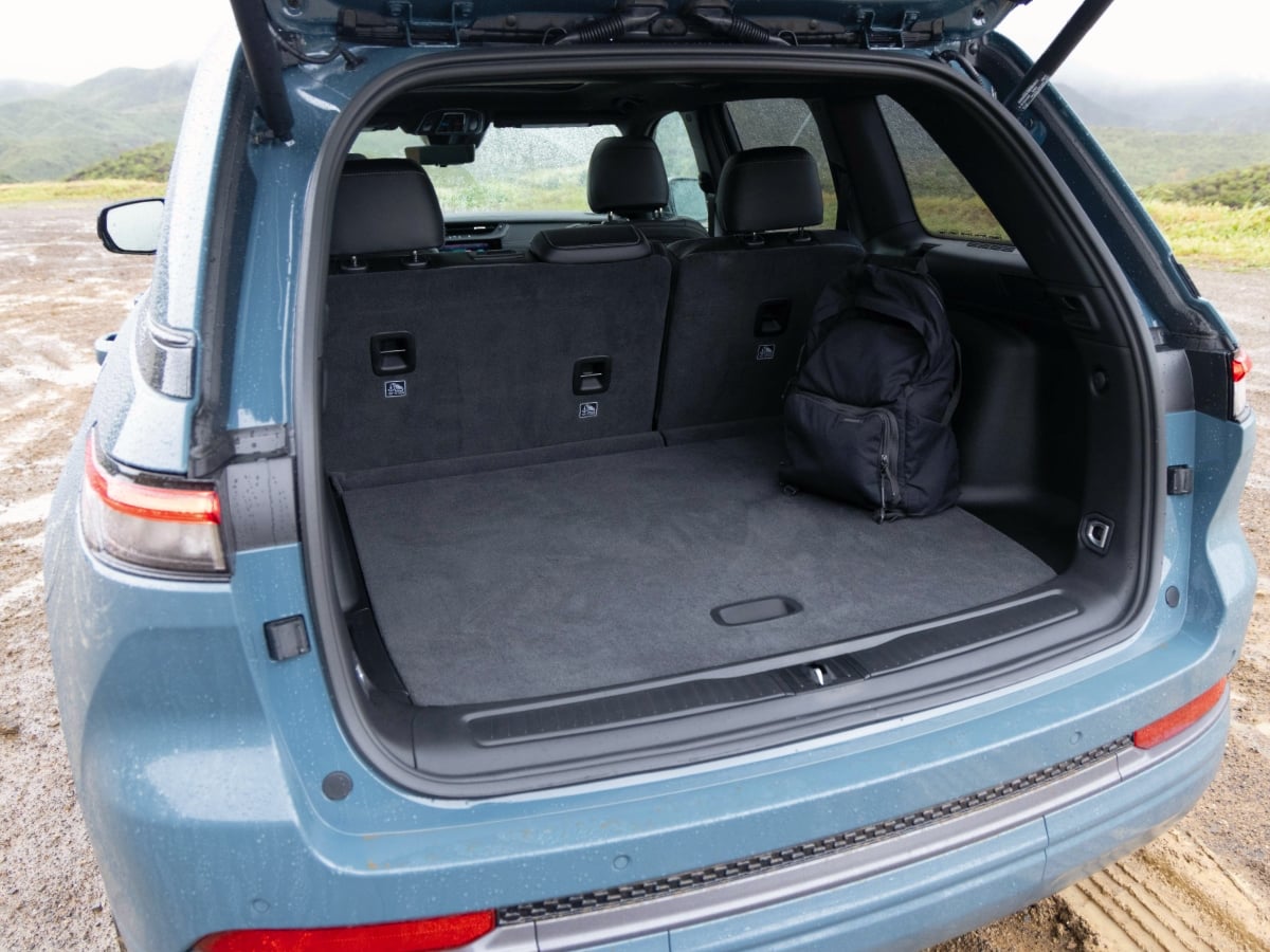 2026 Jeep Grand Cherokee Cargo Space