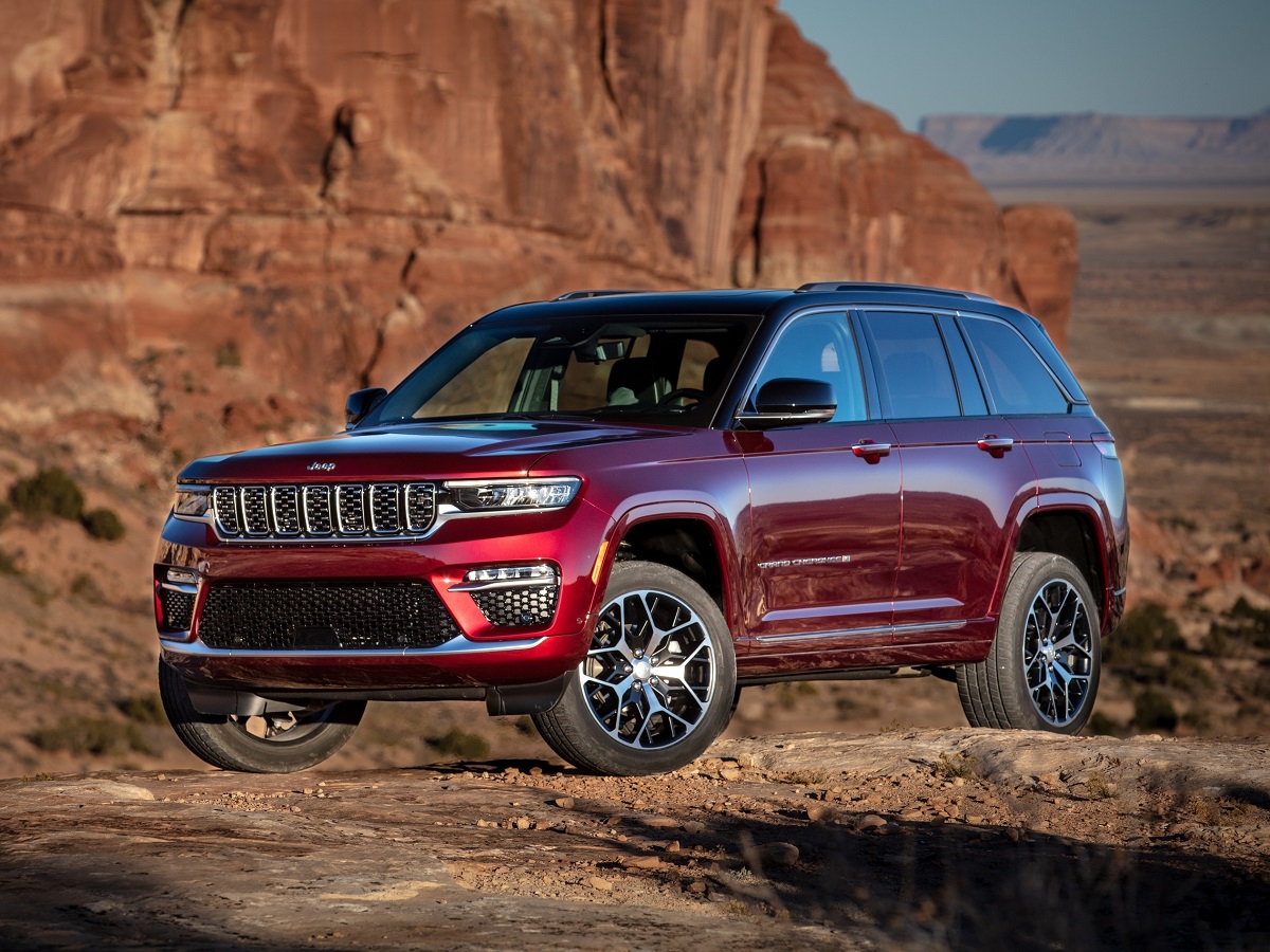2024 Jeep Grand Cherokee Summit Reserve Red Front Quarter View Off-Road