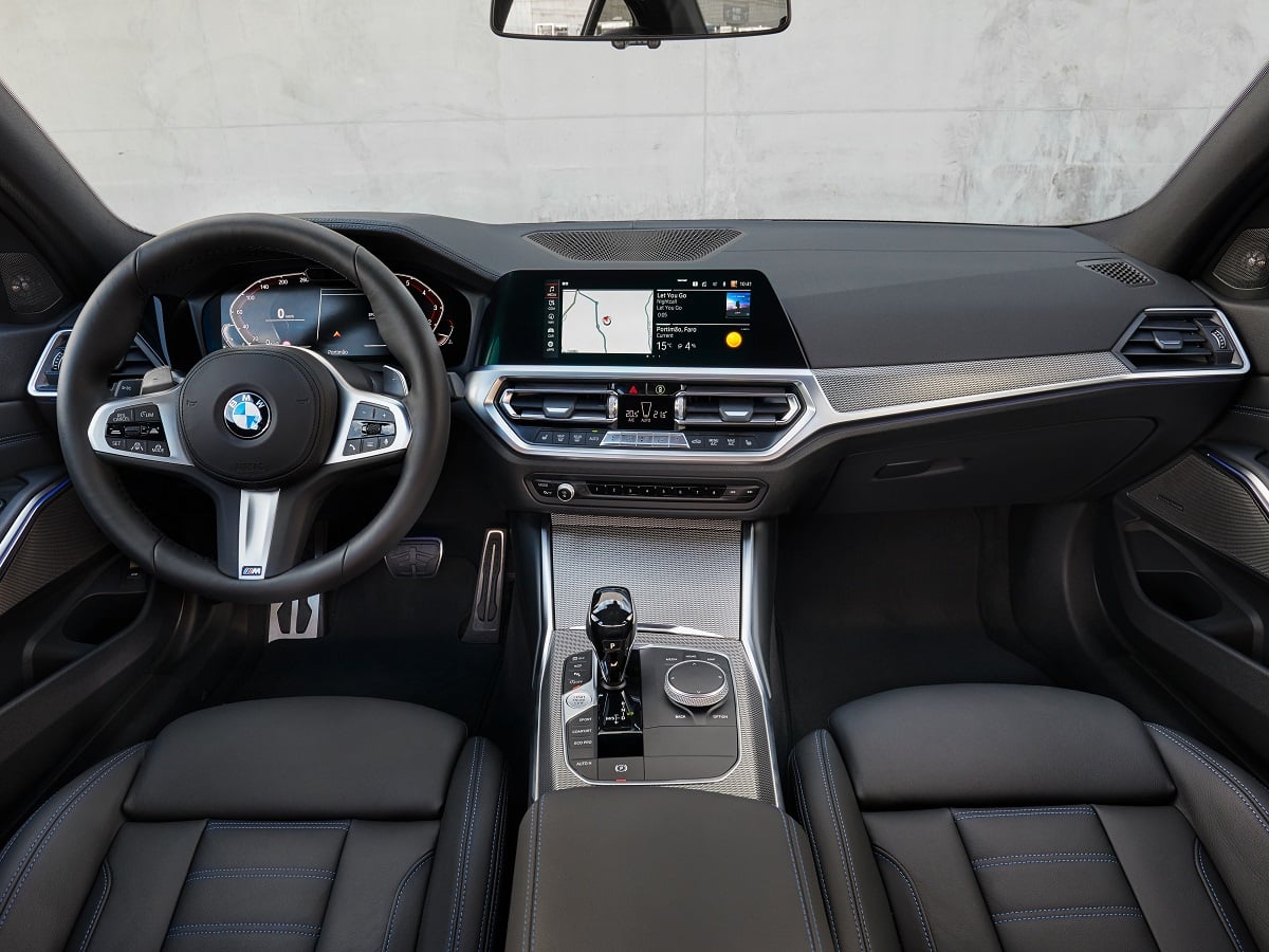 2025 BMW 3 Series Interior Dashboard