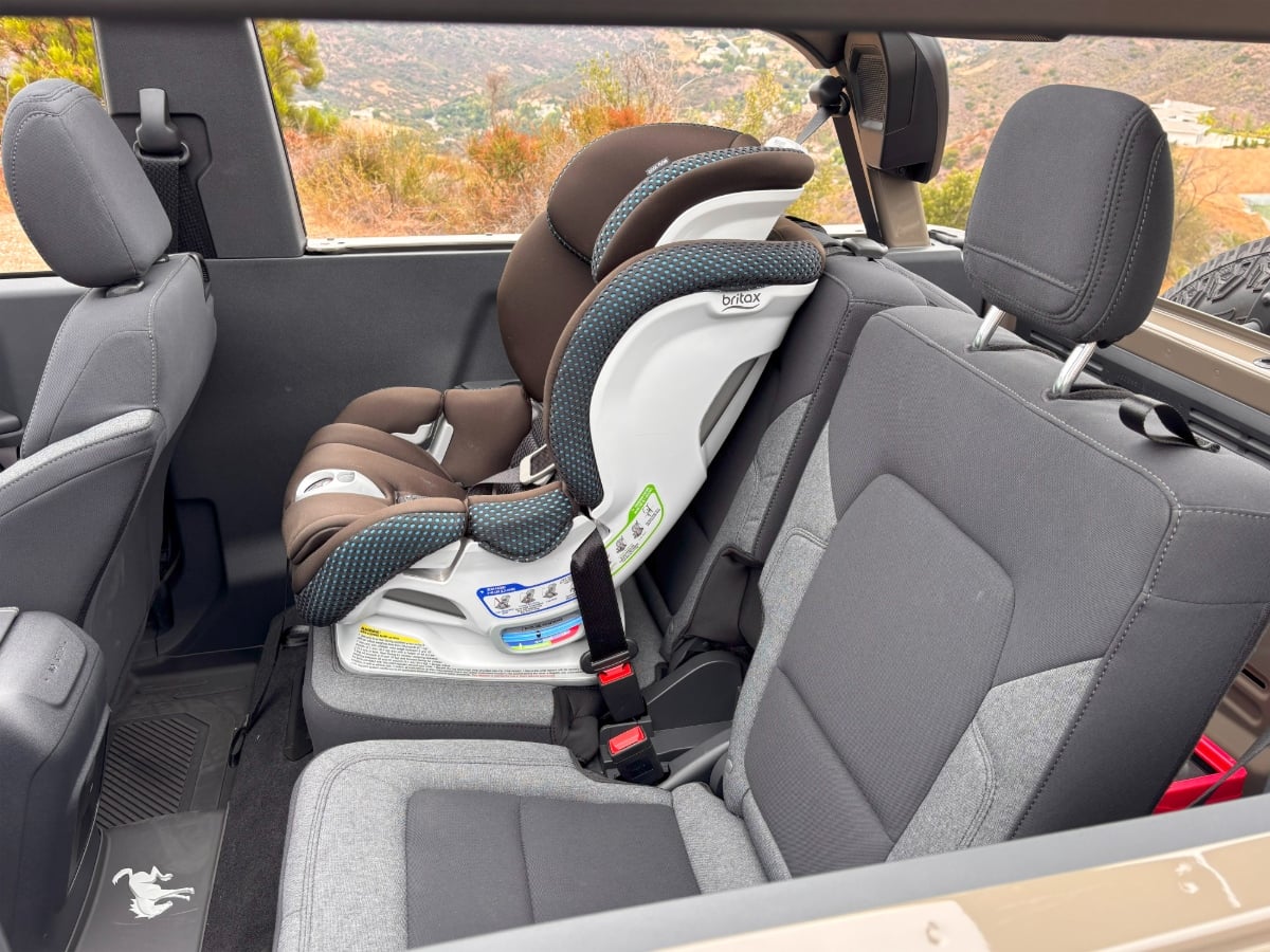 2025 Ford Bronco Base 2-Door Sasquatch Interior Rear Seat