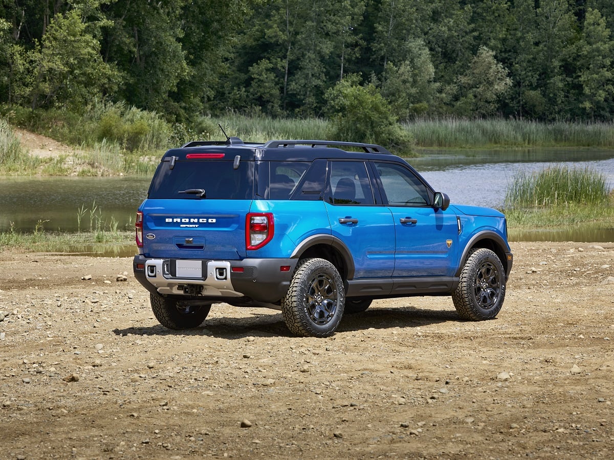 2025 Ford Bronco Sport Badlands Blue Rear Quarter View
