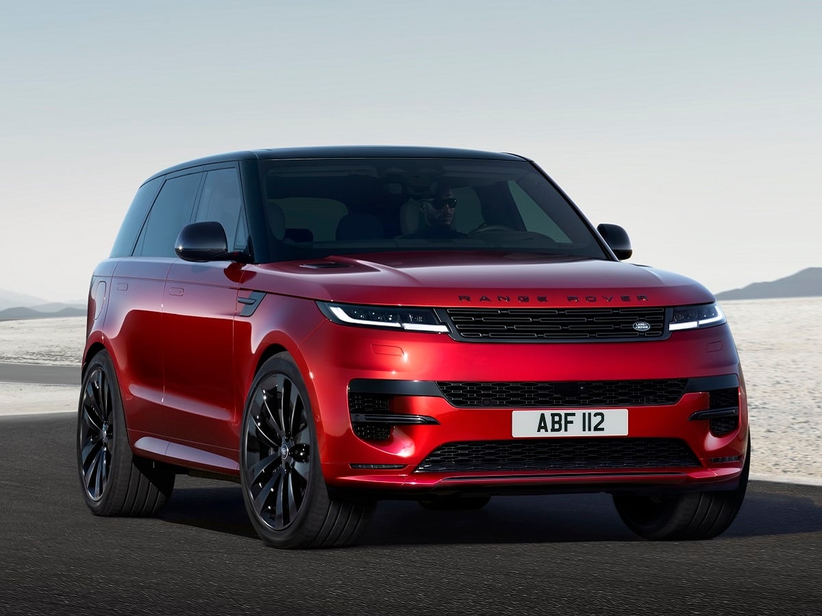 2025 Land Rover Range Rover Sport Red Front Quarter View European Model