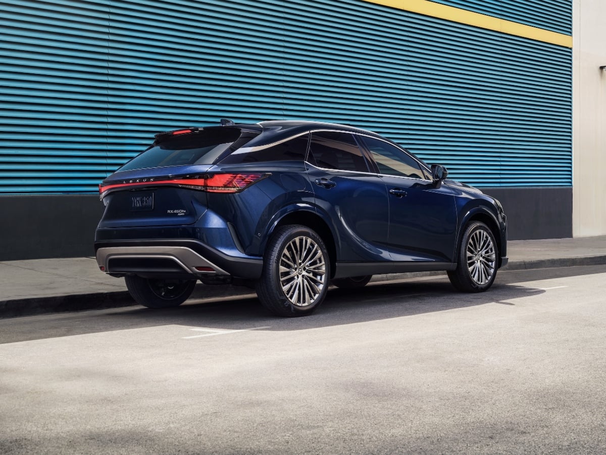 2025 Lexus RX 450h Luxury Blue Rear Quarter View