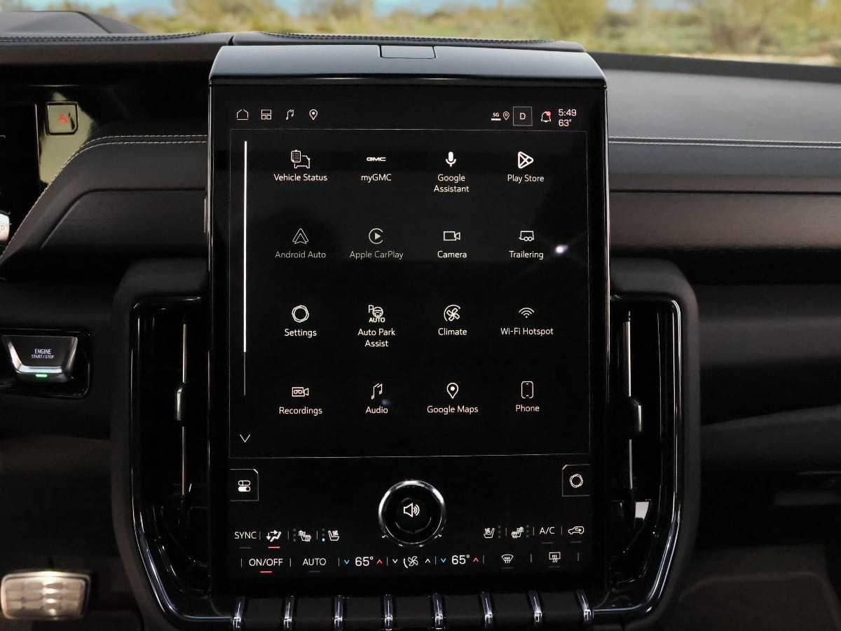 2026 GMC Yukon AT4 Ultimate Infotainment System 1