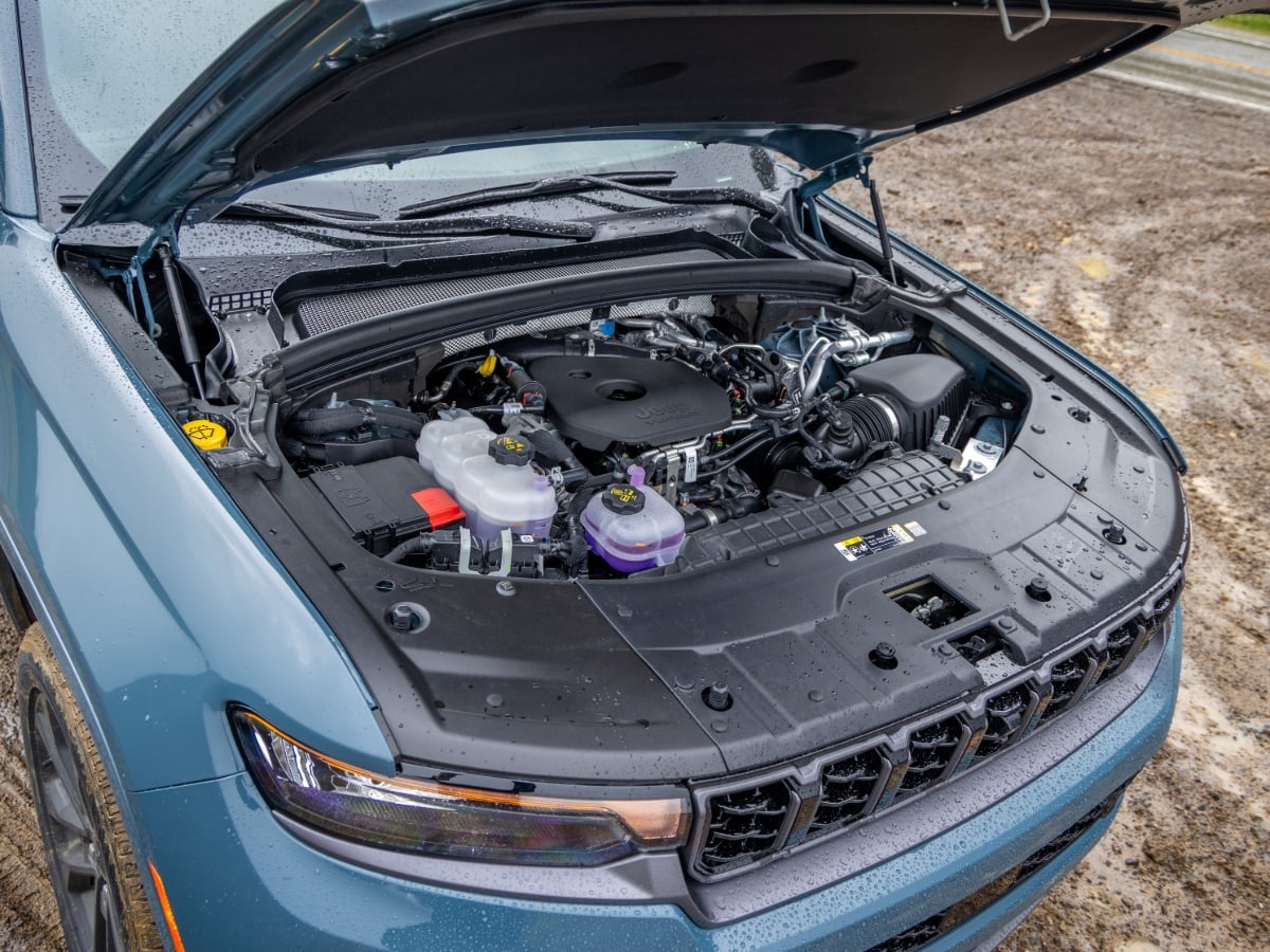 2026 Jeep Grand Cherokee Limited Reserve Engine