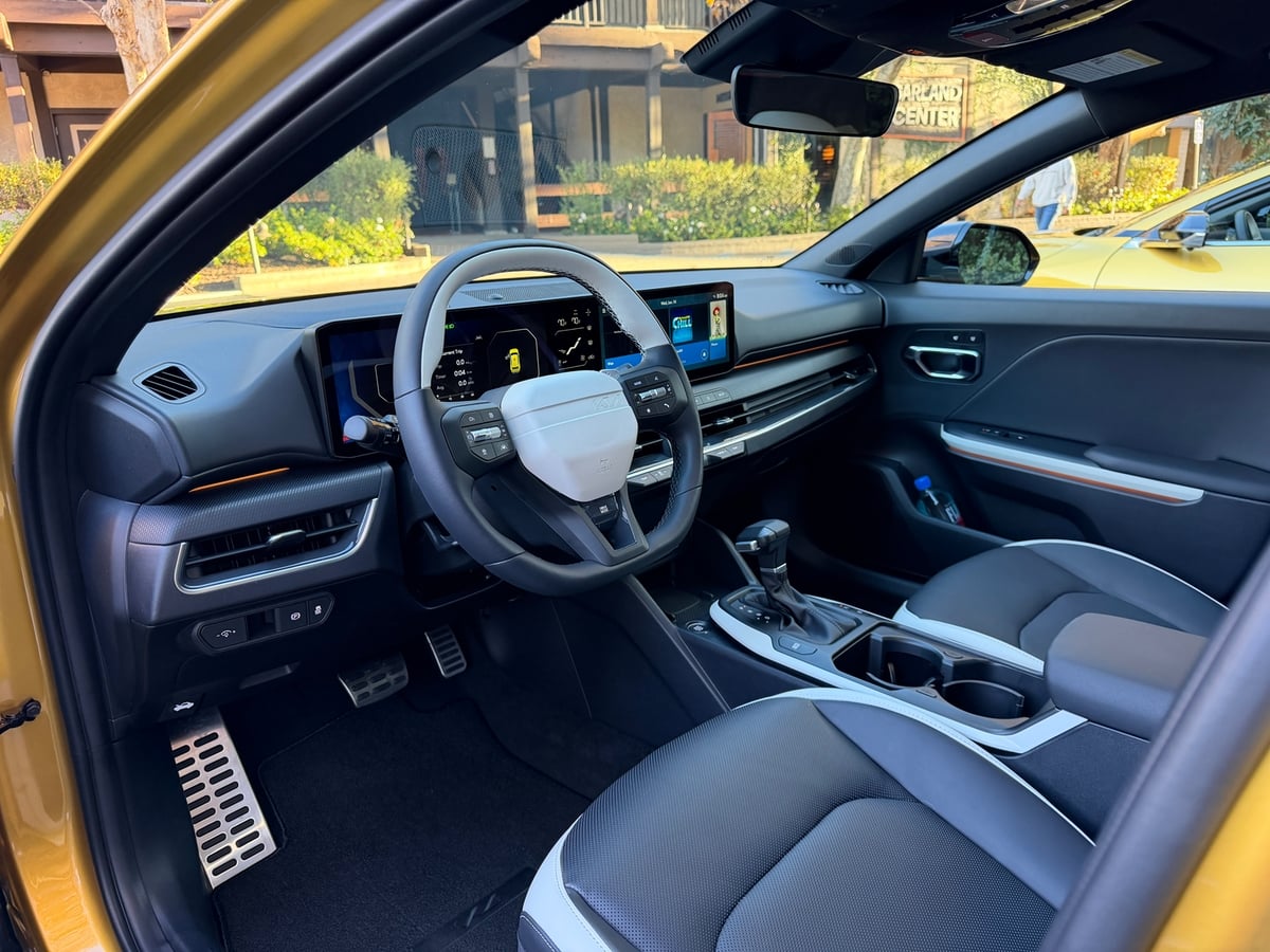 2026 Kia K4 Hatchback GT-Line Turbo Black Interior Dashboard