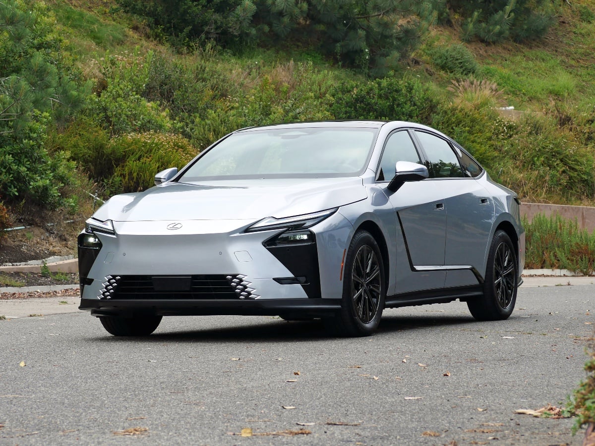 2026 Lexus ES Electric Review