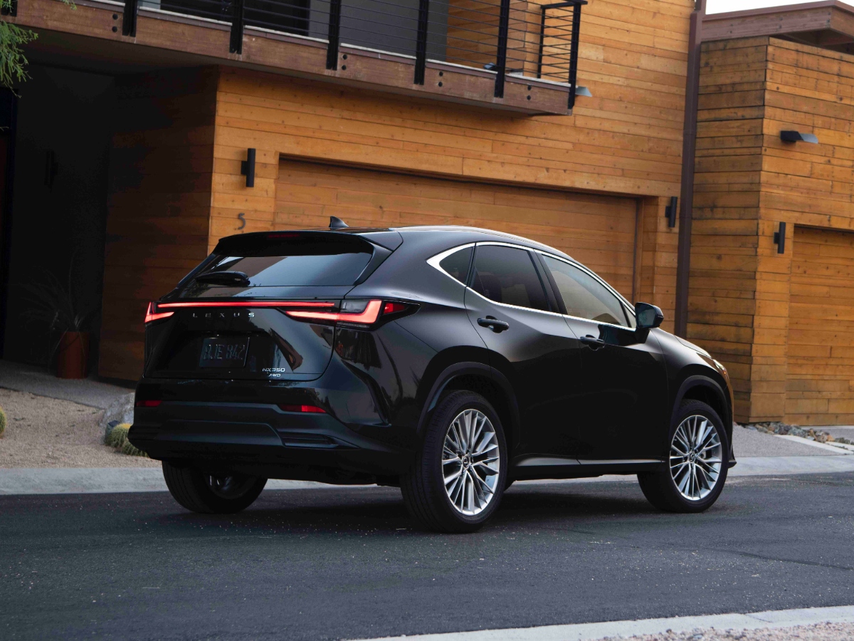 2026 Lexus NX 350 Caviar Rear Quarter View