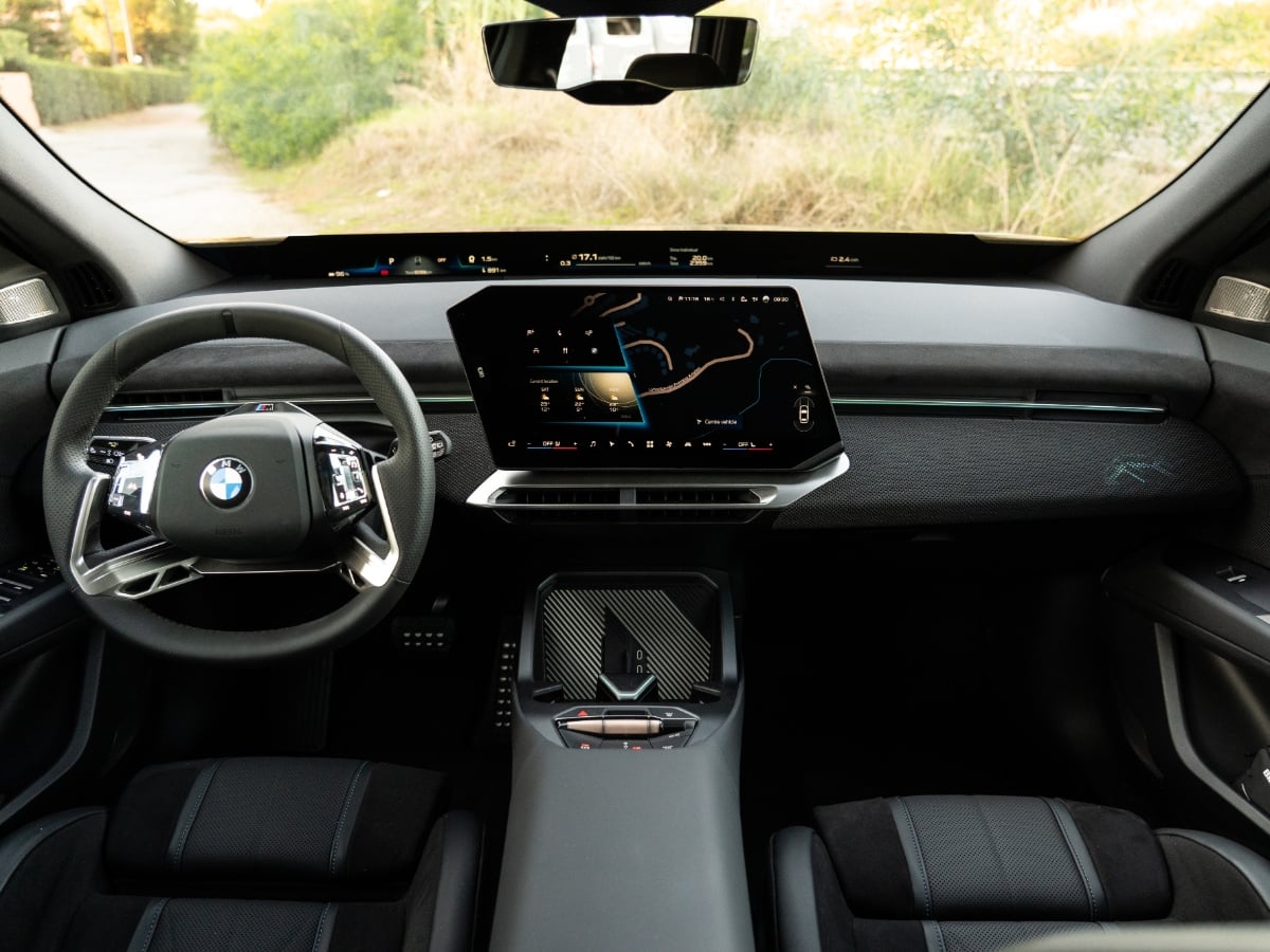 2027 BMW iX3 50 xDrive Interior Dashboard