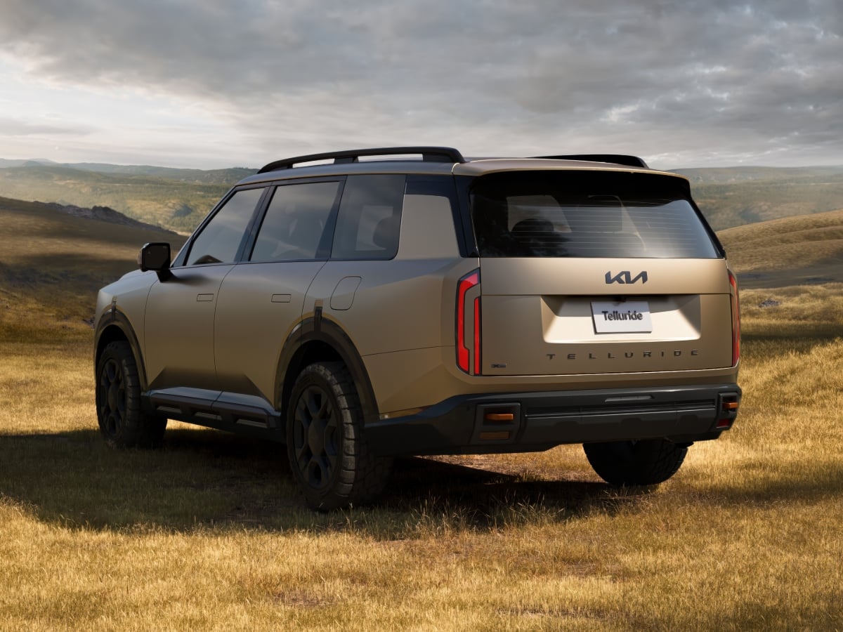 2027 Kia Telluride X-Pro Rear Quarter View Off-Road