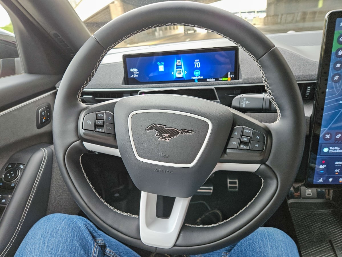 Ford BlueCruise 1.5 Steering Wheel Driver Information Display