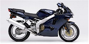 2005_Kawasaki_ZZR_600.jpg