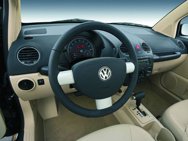 2008 Volkswagen New Beetle Coupe 2D S