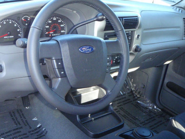 2009 Ford F-250 Regular Cab XL 2WD