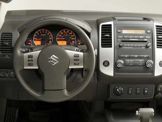 2009 Suzuki Equator Crew Cab 2WD