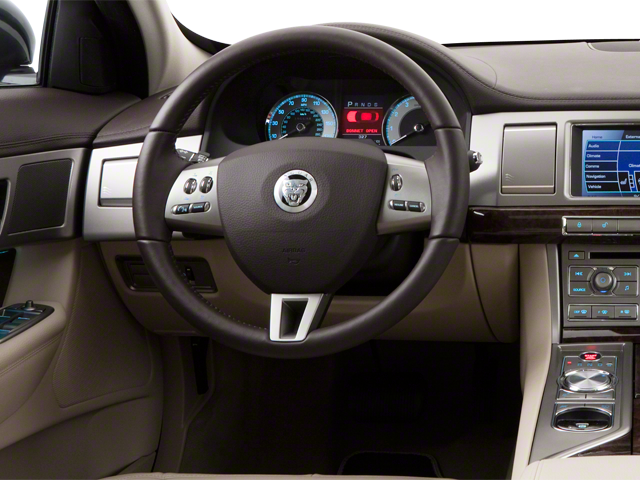 2010 Jaguar XF Sedan 4D Luxury