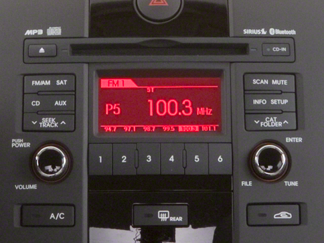 2010KIA011b_320_18