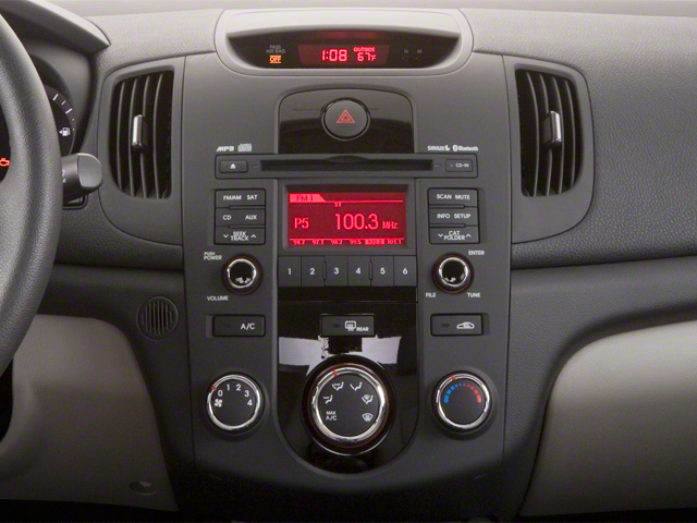 2010KIA011b_320_20