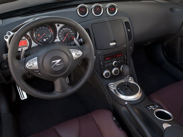 2010 Nissan 370Z Roadster 2D