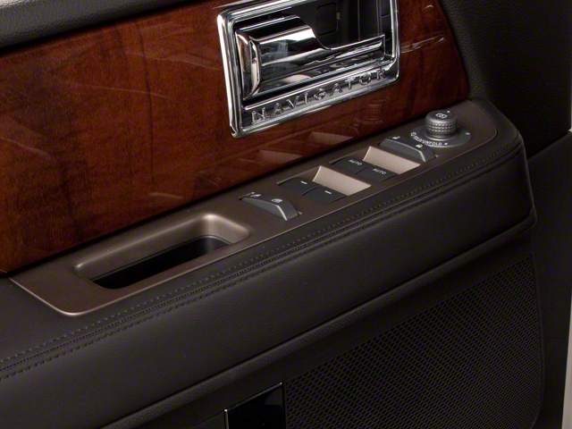 Elegant 2013 Lincoln Navigator Interior Gallery