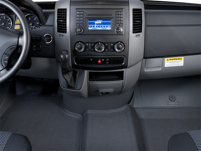 2013MEB016b_320_20