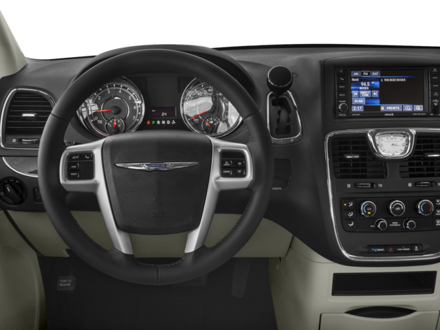 2016 Chrysler Town and Country Wagon Touring V6