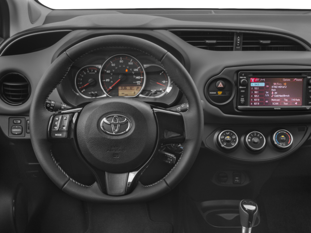 2017 Toyota Yaris Hatchback 5D SE I4