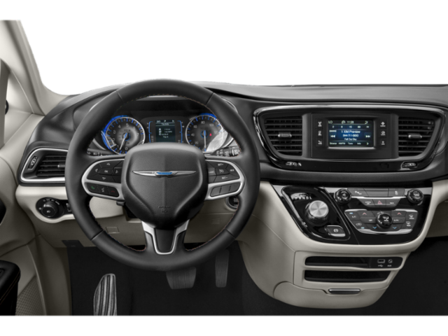 2020 Chrysler Pacifica Wagon 4D Touring L Plus V6