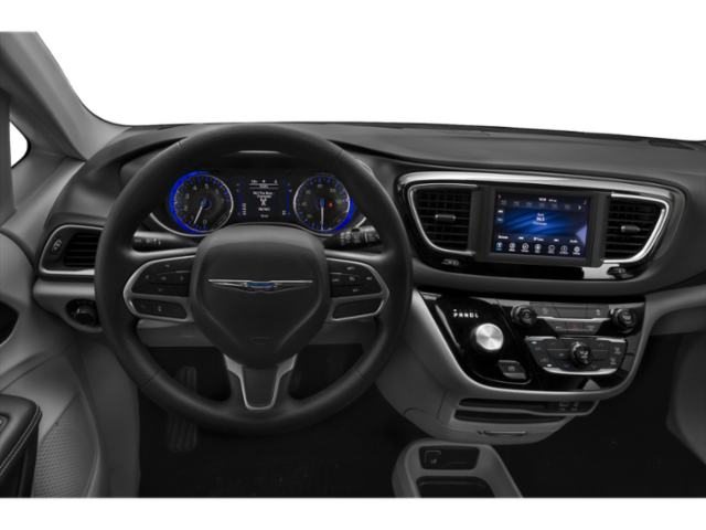 2020 Chrysler Voyager Wagon 4D LXi