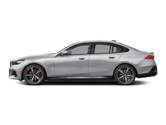 2025 BMW 5 Series 550e xDrive Sedan