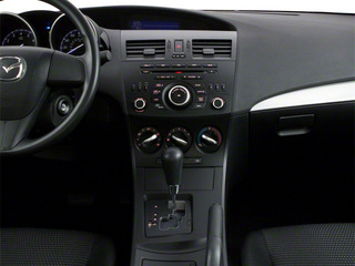 2013 Mazda Mazda3 Pictures Mazda3 Sedan 4D i SV I4 photos center console