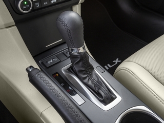 2016 Acura ILX Pictures ILX Sedan 4D Technology Plus I4 photos center console
