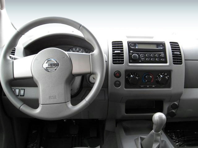 Nissan Frontier 2008 Crew Cab LE 4WD - Фото 4