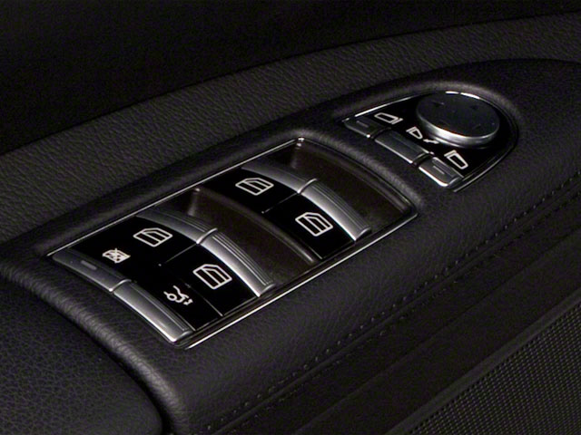 2010 Mercedes-Benz S-Class Prices and Values Sedan 4D S550 driver's side interior controls