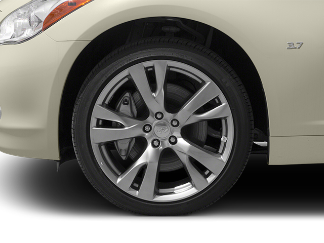 2014 INFINITI Q70 Prices and Values Sedan 4D AWD V6 wheel