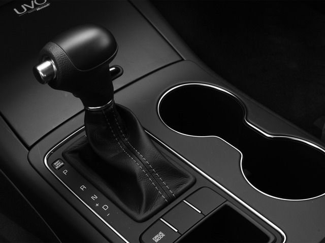 2016 Kia Sorento Pictures Sorento Utility 4D LX 2WD V6 photos center console