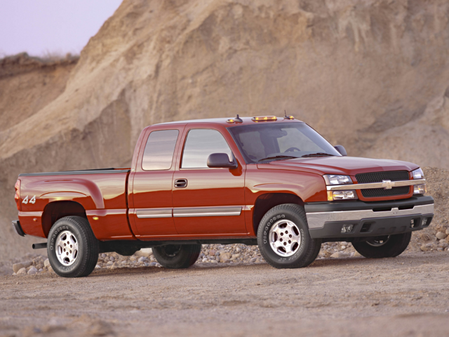 2004 Chevrolet null Pickup 1/2 Ton Extended Cab 2WD 4.8L V8