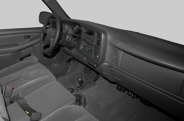2004 Chevrolet null Pickup 1/2 Ton Extended Cab 2WD 4.8L V8