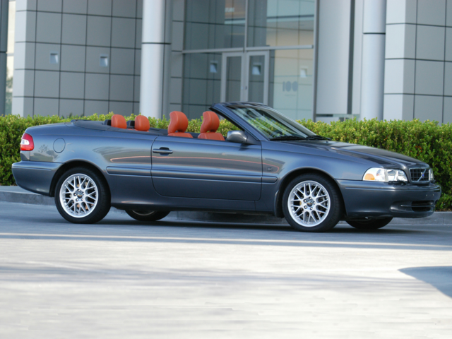2004 Volvo null 2 Door Convertible HT Turbo