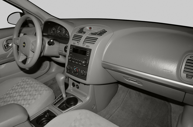2005 Chevrolet null 4 Door Sedan 4 CYL