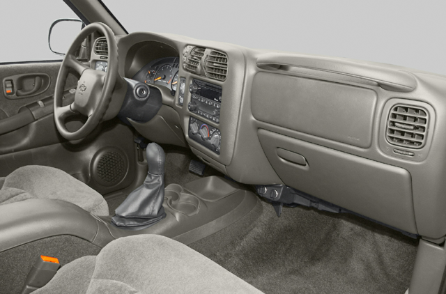 2005 Chevrolet null 2 Door Utility LS 2WD