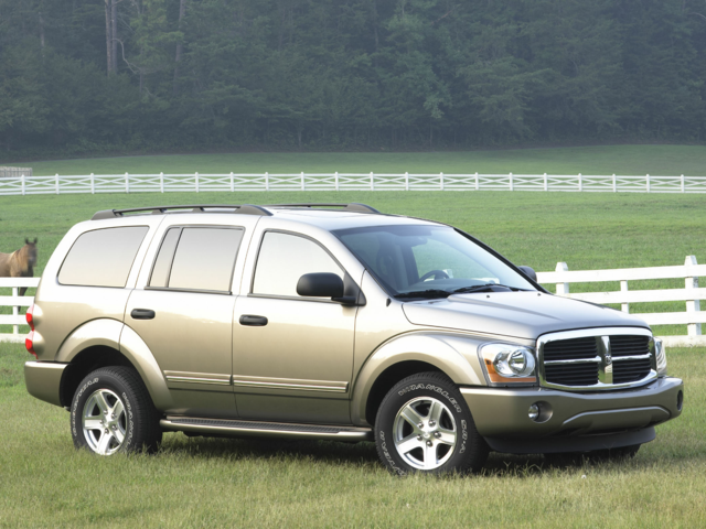 2005 Dodge null 4 Door Utility Adventurer 2WD V8