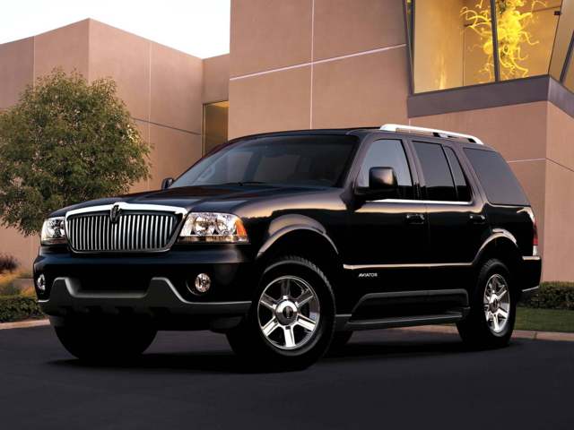 2005 Lincoln null Luxury 4 Door Utility AWD