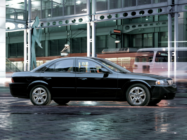 2006 Lincoln null 4 Door Sedan Sport V8