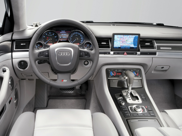 2007 Audi S8 Sedan 4D Quattro