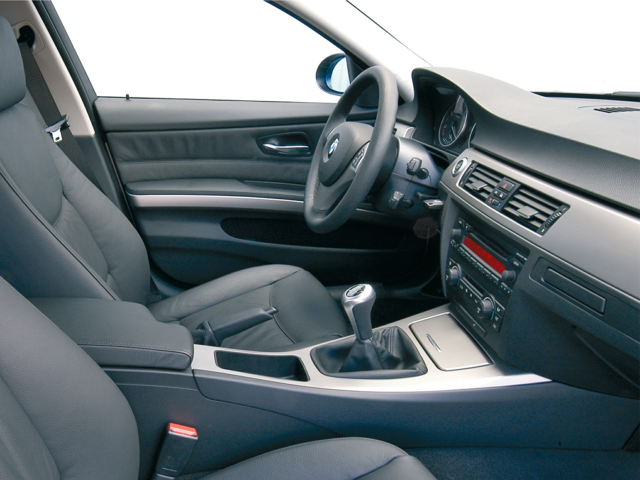 2007 BMW 3 Series Sedan 4D 328i