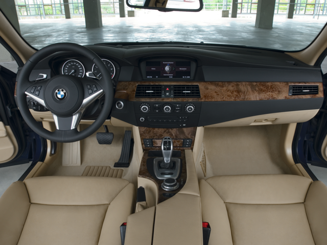 2007 BMW 5 Series Wagon 5D 530xi AWD