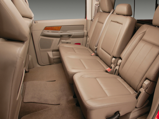 2007 Dodge Ram 1500 Regular Cab ST 2WD