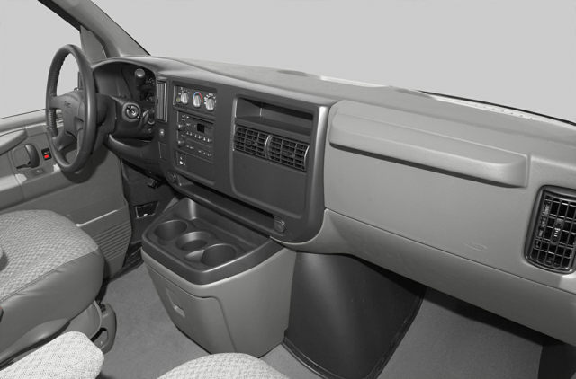 2007 GMC Savana Passenger Extended Savana LT 155"